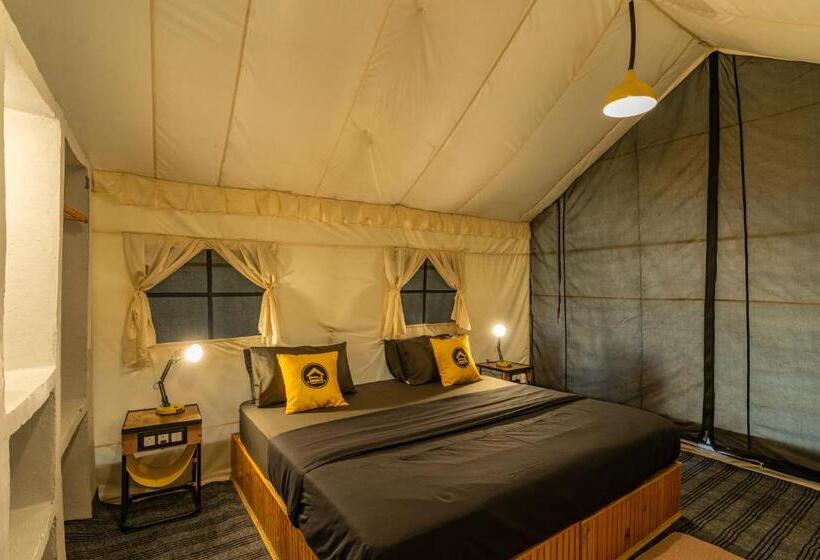 Tenda Padrão, The Hosteller Kasol Riverside