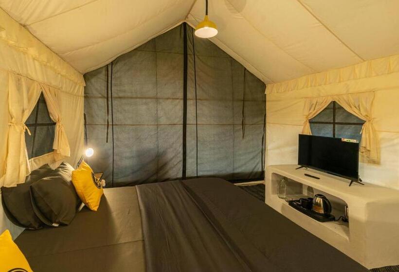 Tenda Padrão, The Hosteller Kasol Riverside