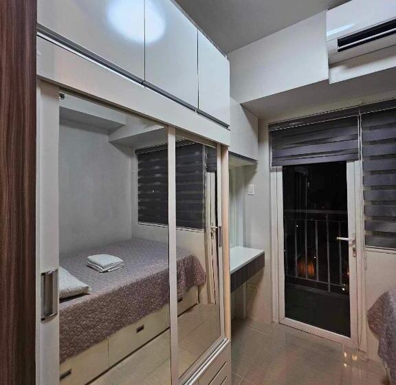 דירת חדר נוף לבריכה, Cozy Staycation At Shell Residences