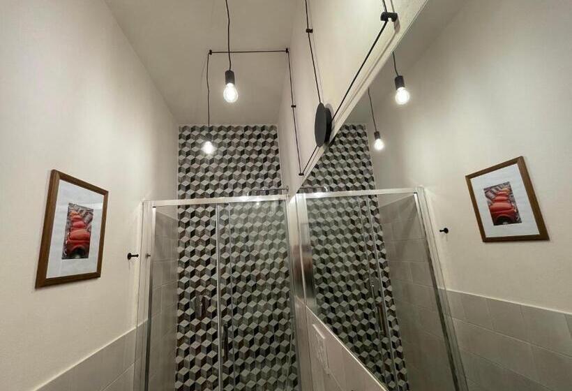 اتاق استاندارد سه نفره, Iknos Accommodation