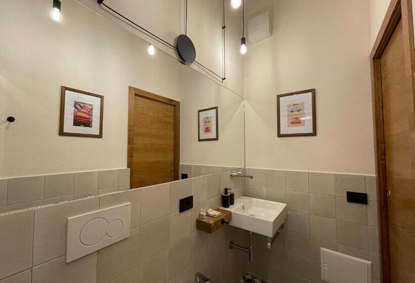 חדר סטנדרט לשלושה, Iknos Accommodation