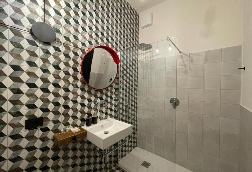 اتاق استاندارد, Iknos Accommodation
