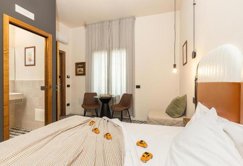 חדר סטנדרט לשלושה, Iknos Accommodation