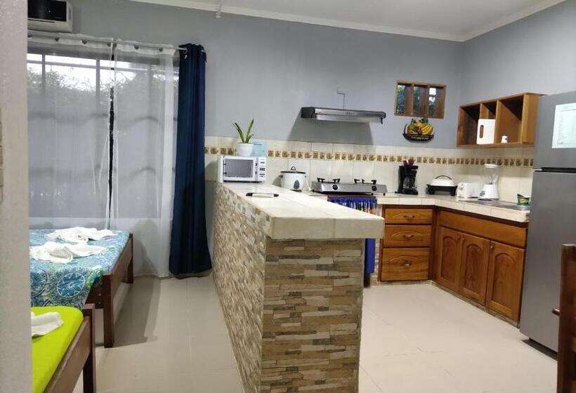 شقة غرفة واحدة, La Fiore De Bahia