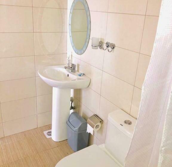 اتاق استاندارد با بالکن, Oslo Gardens Bed & Breakfast