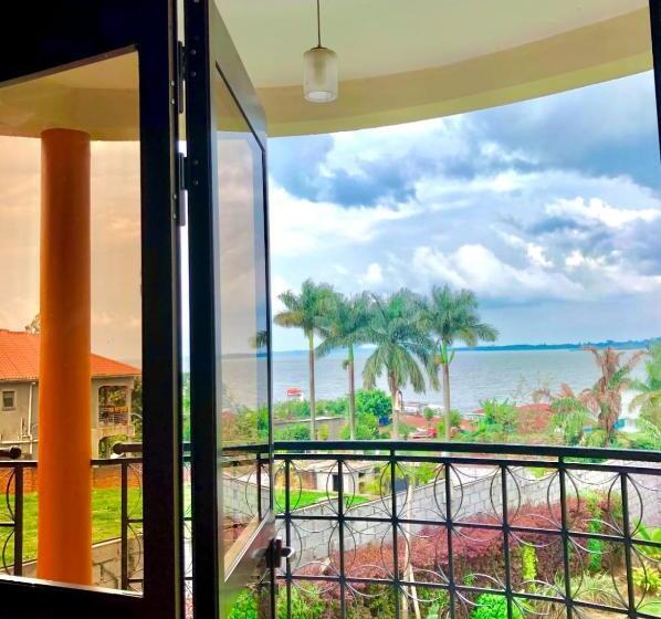 استودیوی لوکس, Oslo Gardens Bed & Breakfast