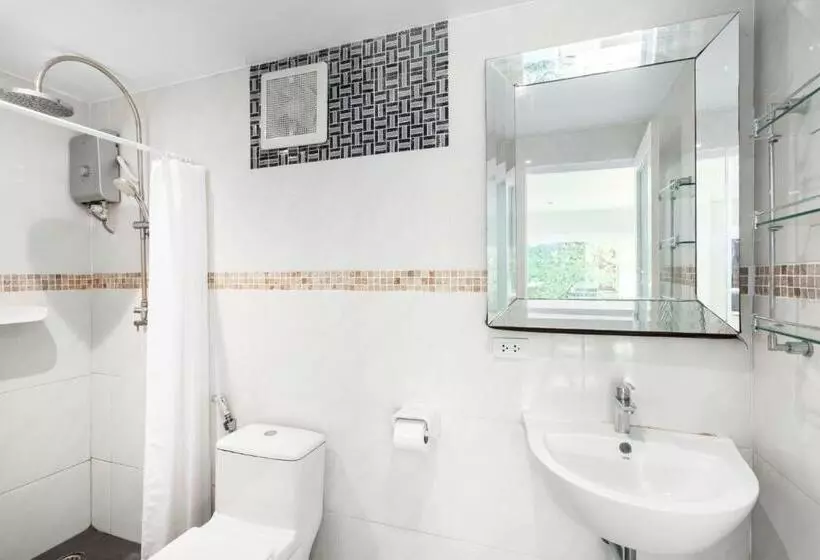 اتاق لوکس سه تخته, 4u Resort Samui