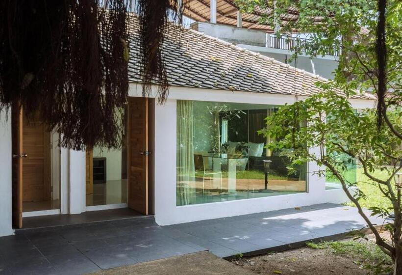 חדר דלוקס לשלושה, 4u Resort Samui