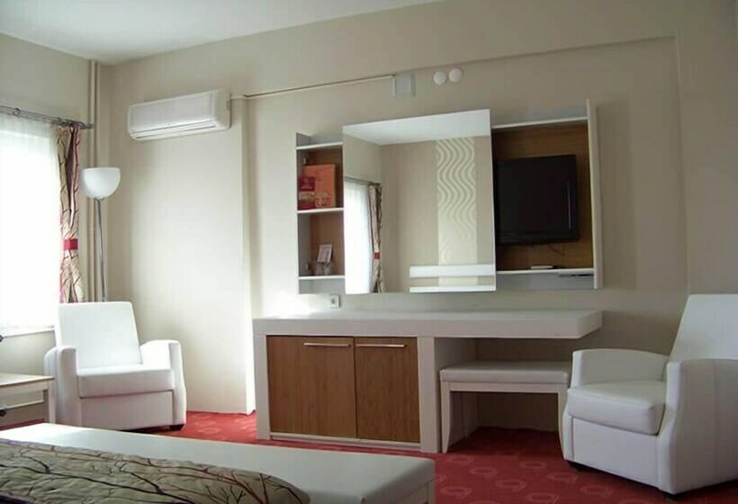 غرفة قياسية, Corum Buyuk Otel