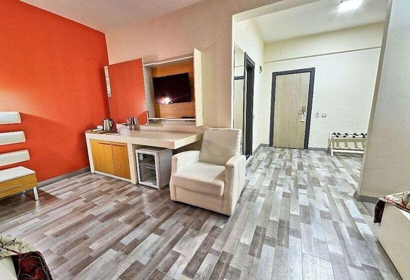 غرفة قياسية, Corum Buyuk Otel