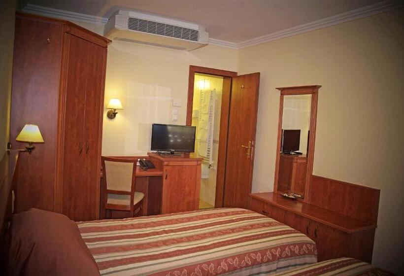 غرفة قياسية, Geréby Kúria Hotel és Lovasudvar