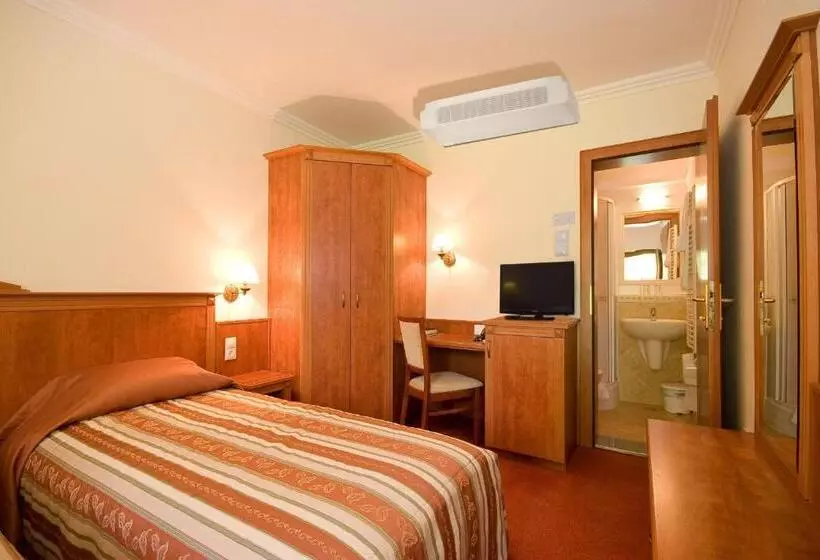 スタンダードルーム, Geréby Kúria Hotel és Lovasudvar