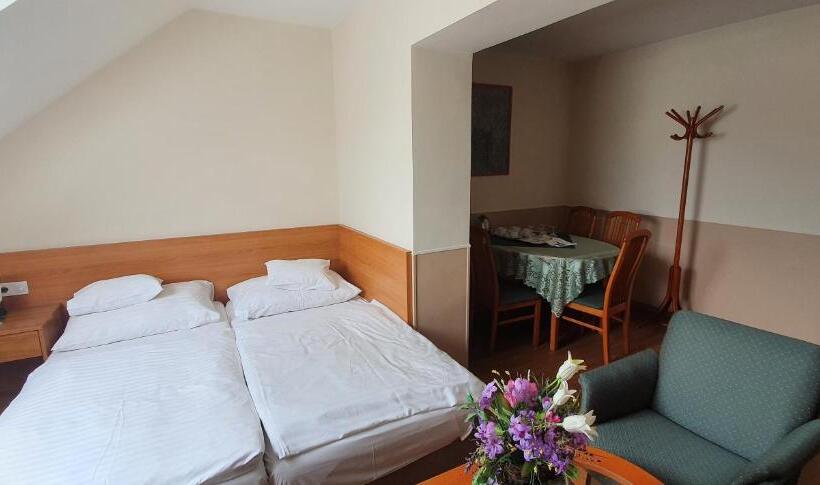 带1个卧室的公寓, Baross