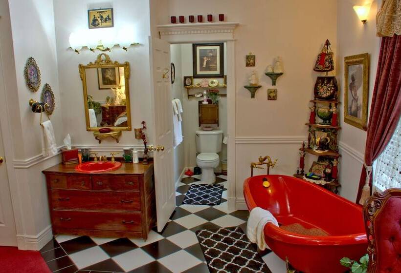 Номер Стандарт, Big Yellow Inn