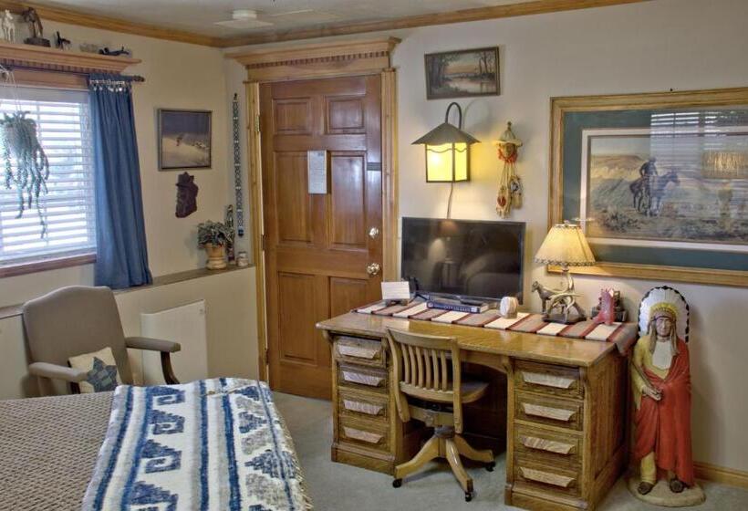 Стандартный Номер Кровать Кинг, Big Yellow Inn