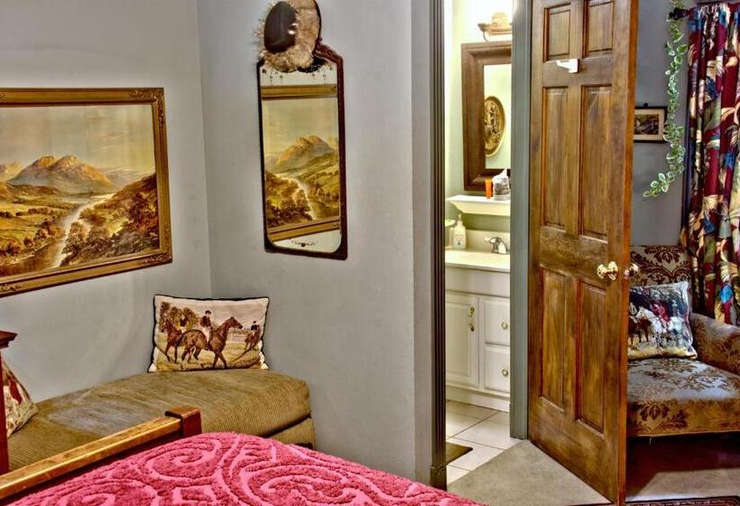 Номер Стандарт, Big Yellow Inn