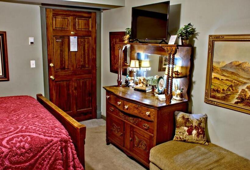 Номер Стандарт, Big Yellow Inn