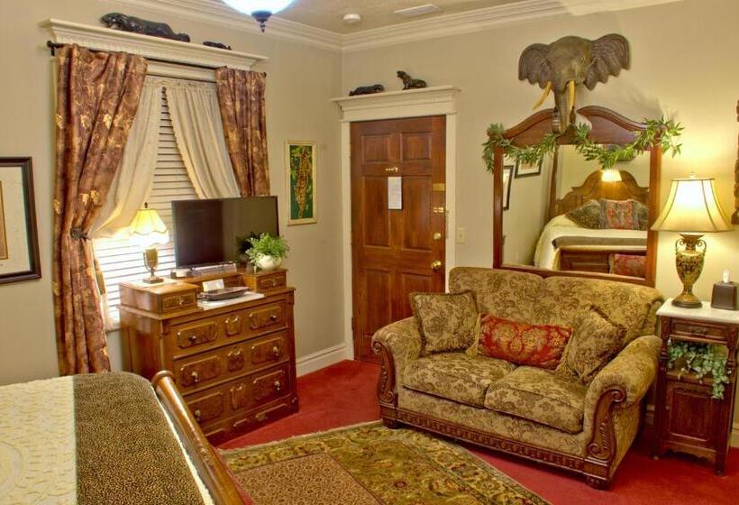 Номер Deluxe Кровать Кинг, Big Yellow Inn