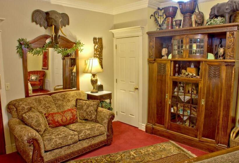 Номер Deluxe Кровать Кинг, Big Yellow Inn