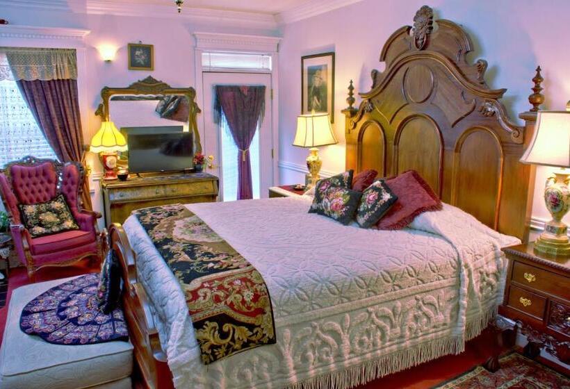 Номер Deluxe с Балконом, Big Yellow Inn