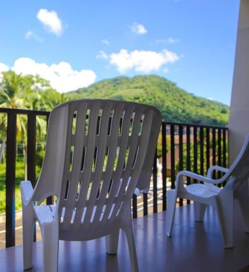 발코니 디럭스 룸, De Karon