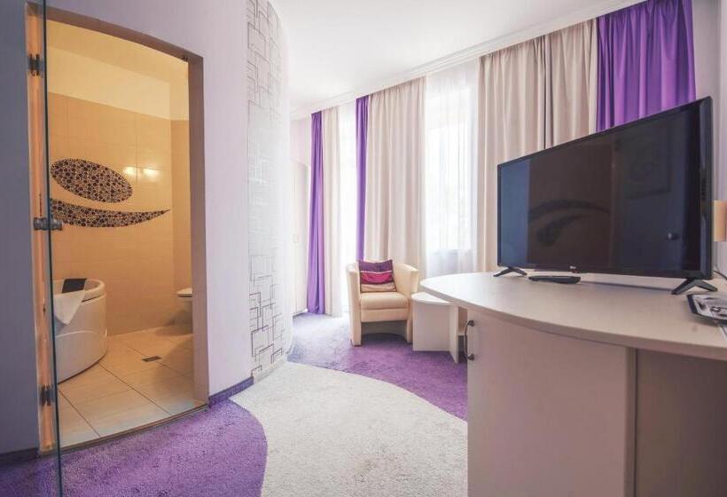 デラックススイート, Granada Conference, Wellness And Sport