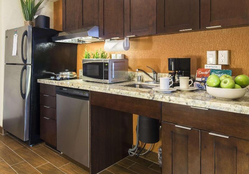 스탠다드 스튜디오 킹침대, Homewood Suites By Hilton Lynnwood Seattle Everett, Wa