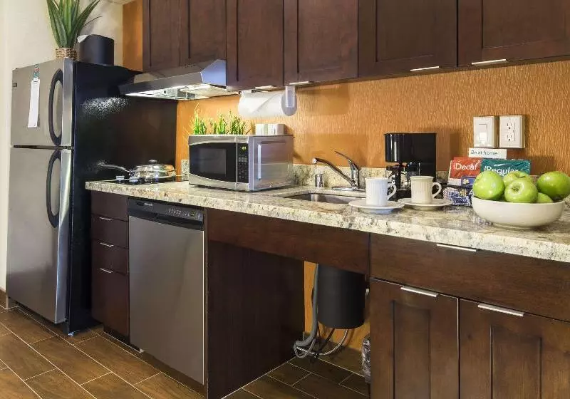 キングサイドベッドのスタンダードワンルーム, Homewood Suites By Hilton Lynnwood Seattle Everett, Wa
