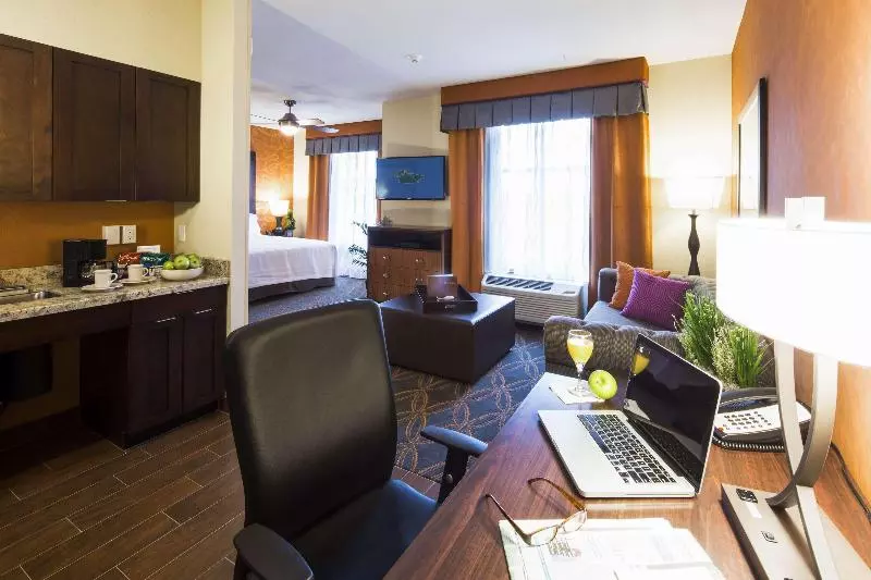 キングサイドベッドのスタンダードワンルーム, Homewood Suites By Hilton Lynnwood Seattle Everett, Wa