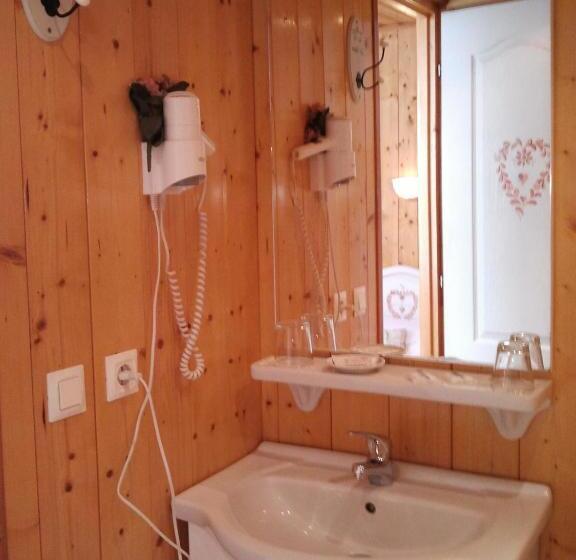 Номер Стандарт, Hôtel La Vallée