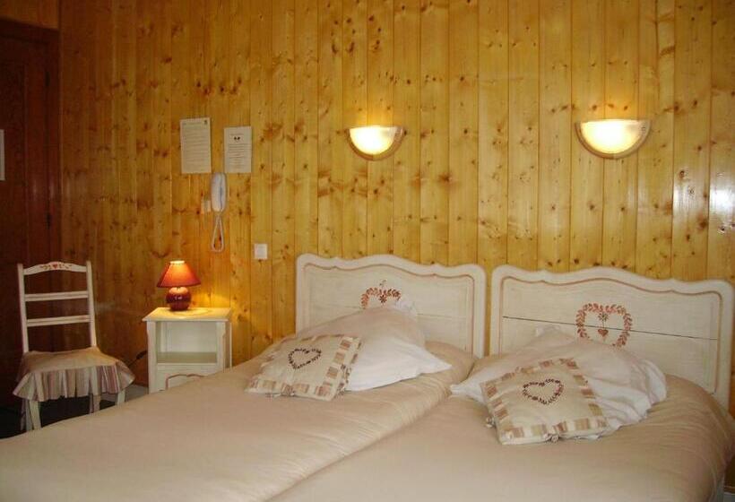 Номер Стандарт, Hôtel La Vallée