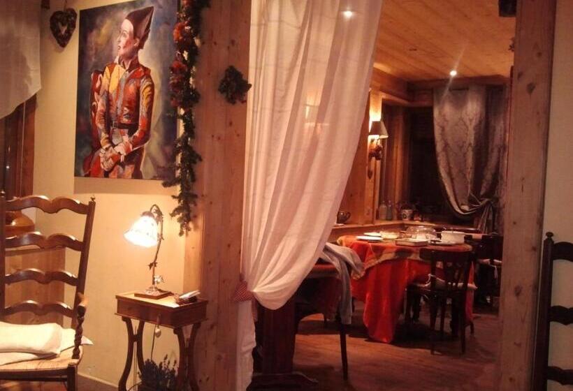 Номер Стандарт, Hôtel La Vallée