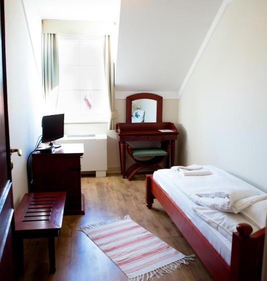 Номер Стандарт Индивидуальный, Mathias Rex