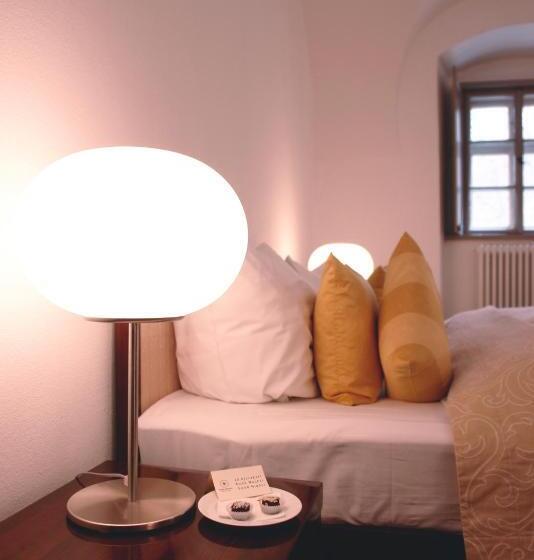 スーペリアールーム, Sopron Monastery