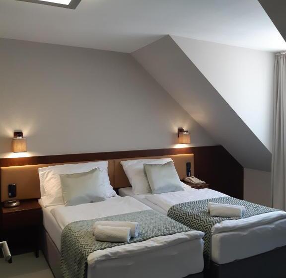 آپارتمان 2 خوابه, London Boutique Hotel & Restaurant