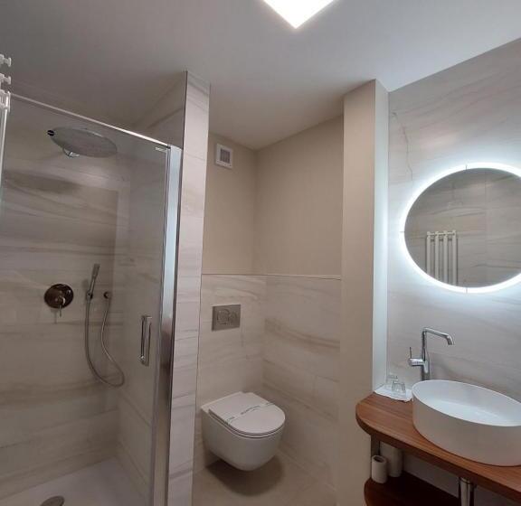 آپارتمان 2 خوابه, London Boutique Hotel & Restaurant