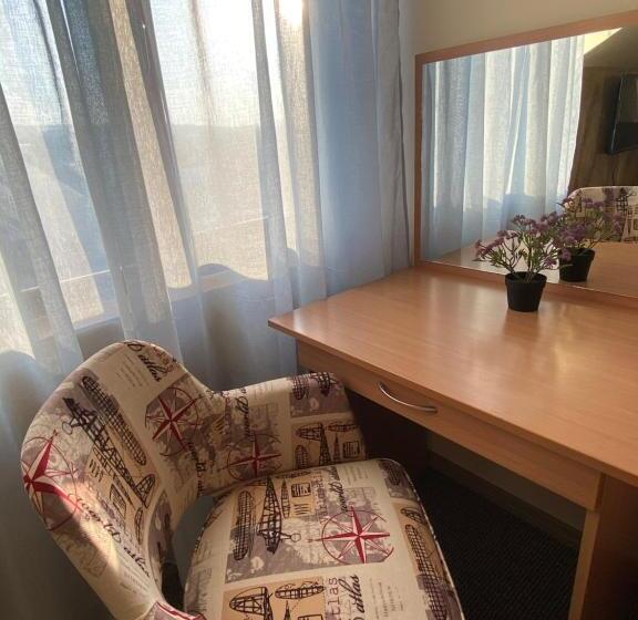 اتاق لوکس, Moment