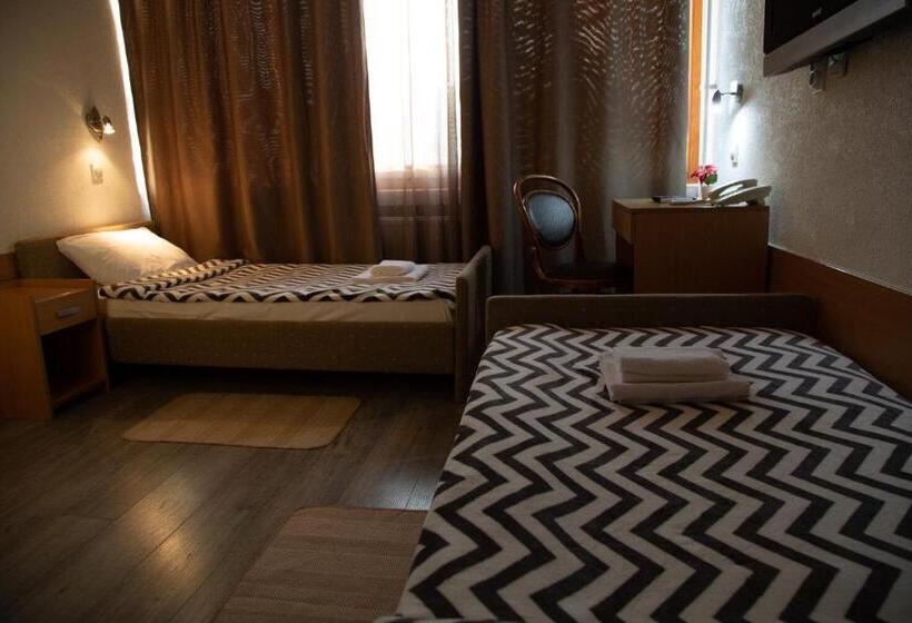 سوییت خانوادگی, Moment