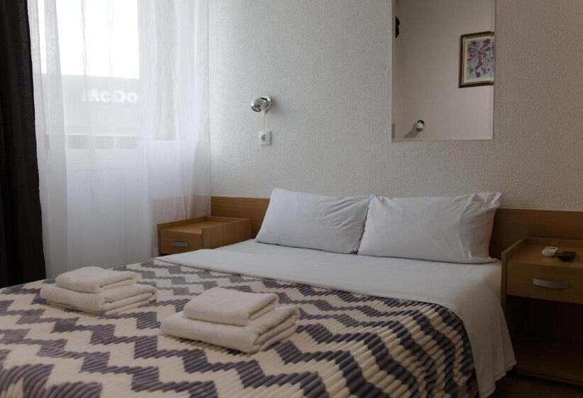 سوییت خانوادگی, Moment