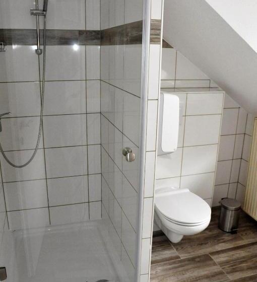 اتاق استاندارد سه نفره, Guest House Mlada Lipa