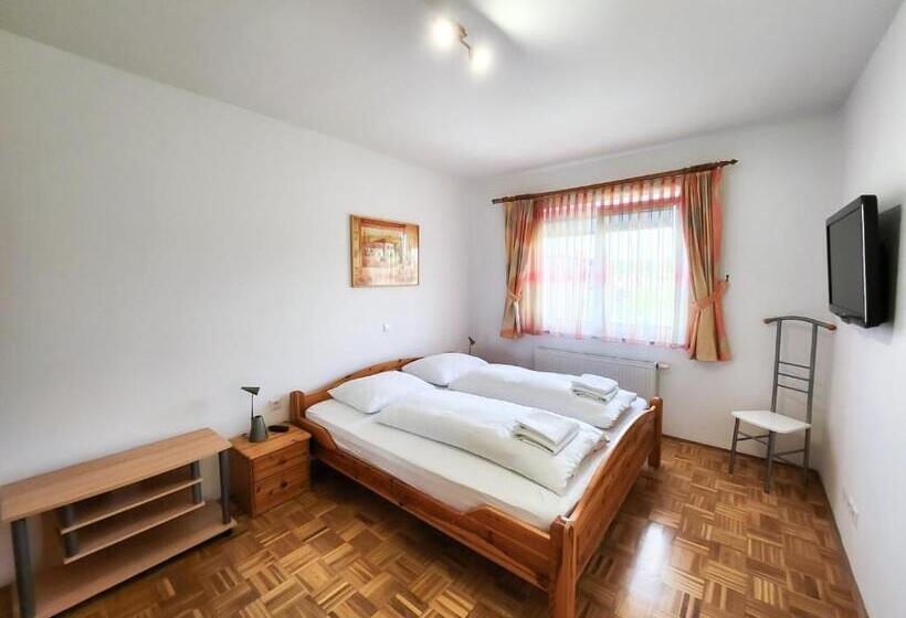 آپارتمان 1 خوابه, Guest House Mlada Lipa