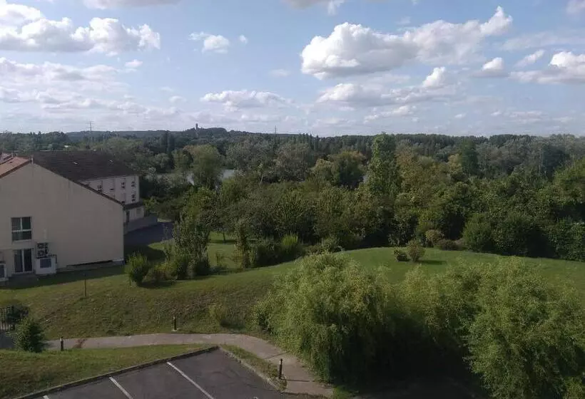 クラシックスタジオ, Residence Carouge Appart