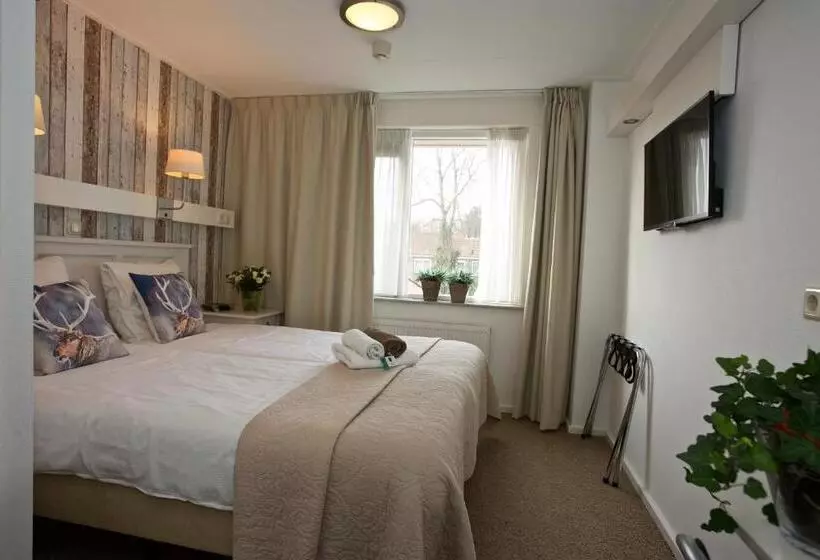 Perhehuone, B&b Pension Perruque