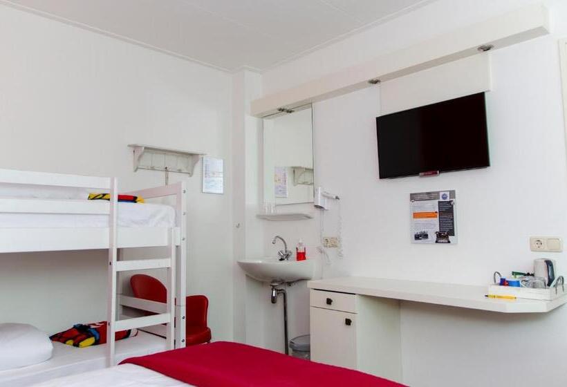 חדר משפחתי, B&b   Pension Perruque