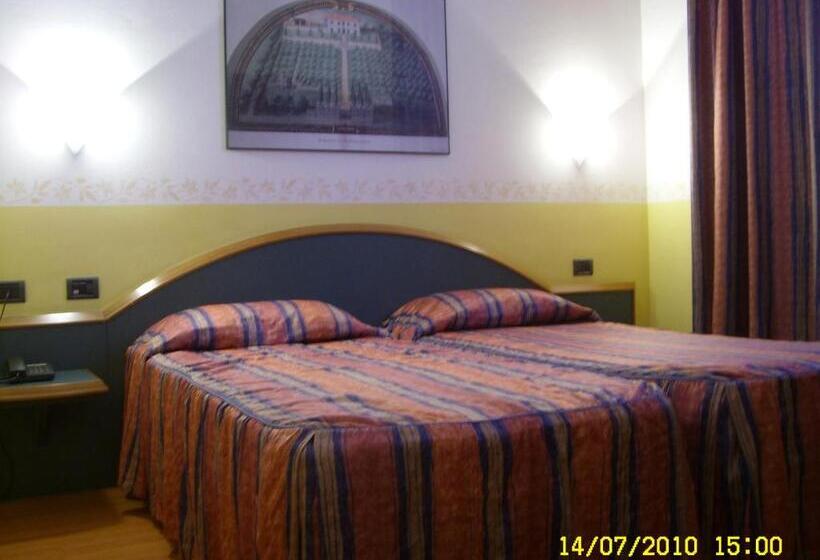 חדר סטנדרט, Alexander