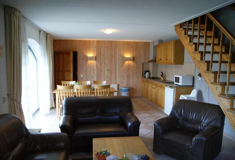 带3个卧室的公寓, En B&b Erve Bruggert