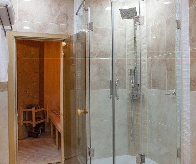 اتاق لوکس, Golden Dragon