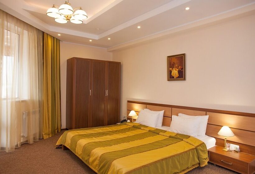 اتاق لوکس, Golden Dragon