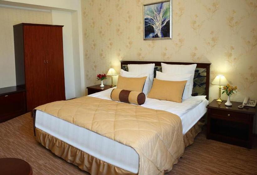 اتاق استاندارد یک نفره, Golden Dragon