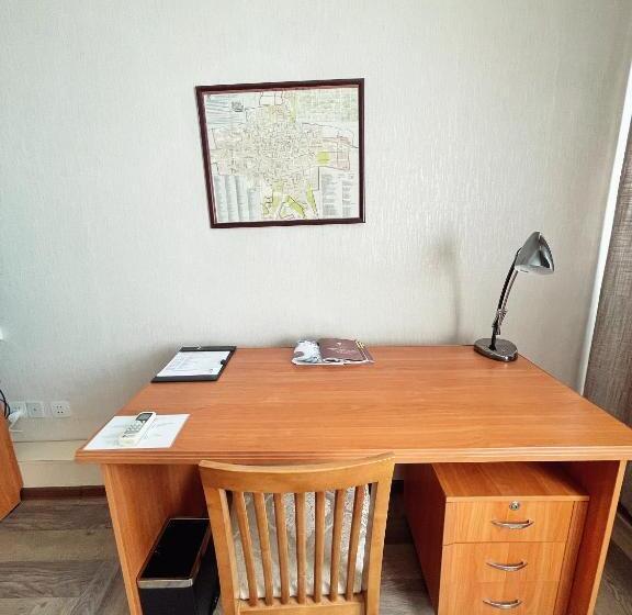 اتاق استاندارد, Golden Dragon